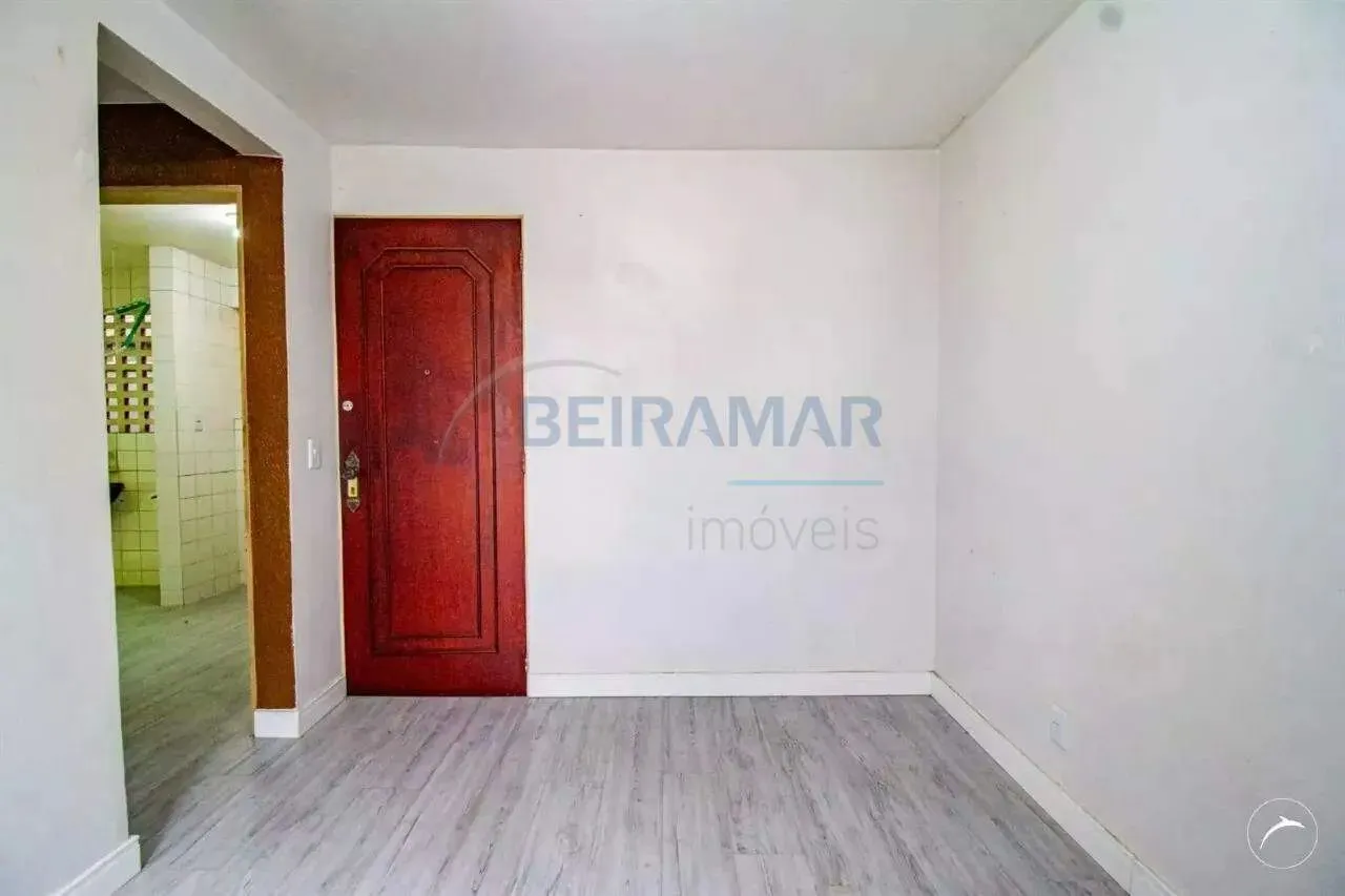 Apartamento de 2 Quartos com Vaga de Garagem na QI 20 - Guará I