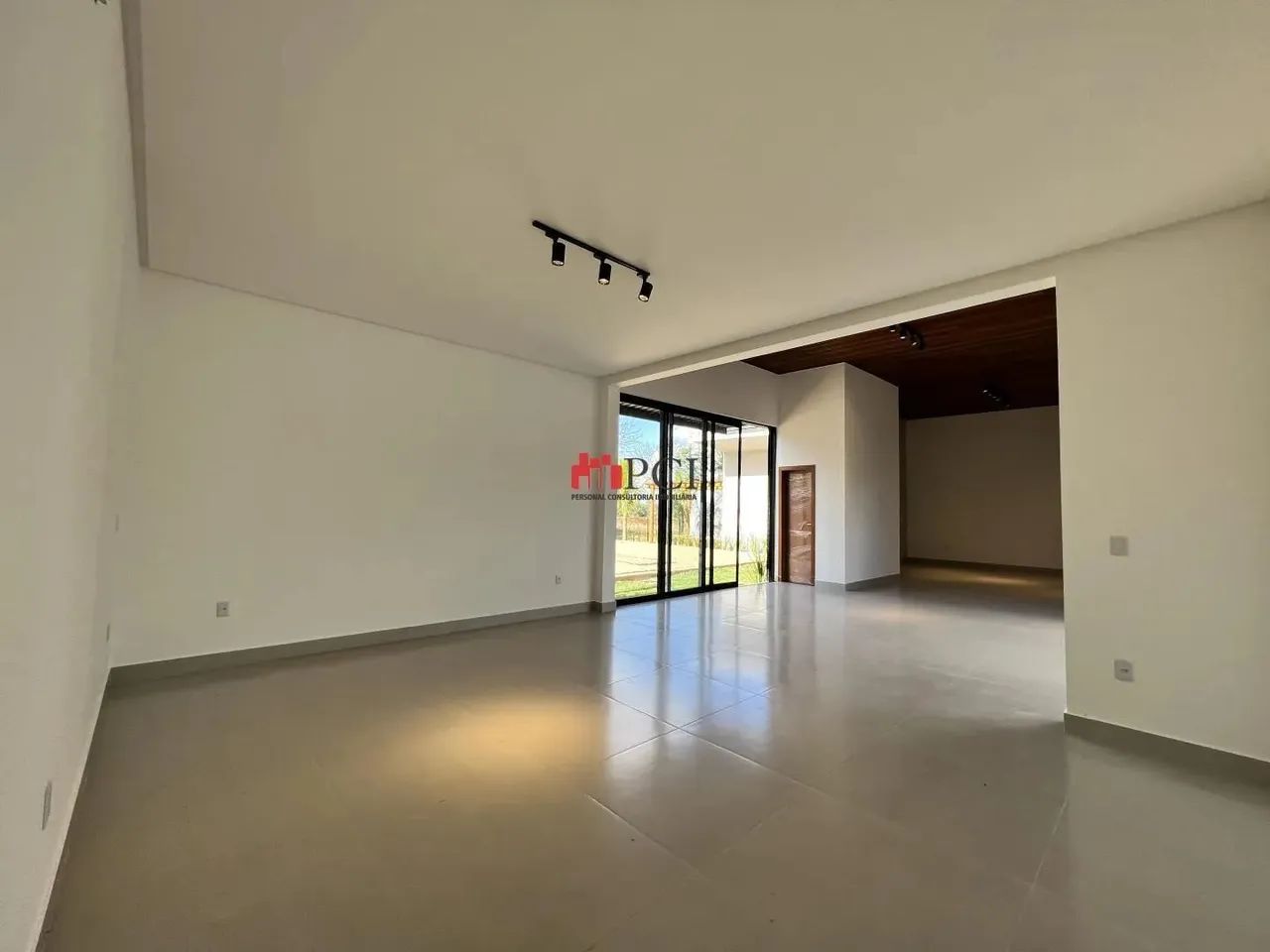 Casa de alto padrão no Portal do Sol Green com 4 suítes, piscina, ofurô e varanda gourmet - Foto 11