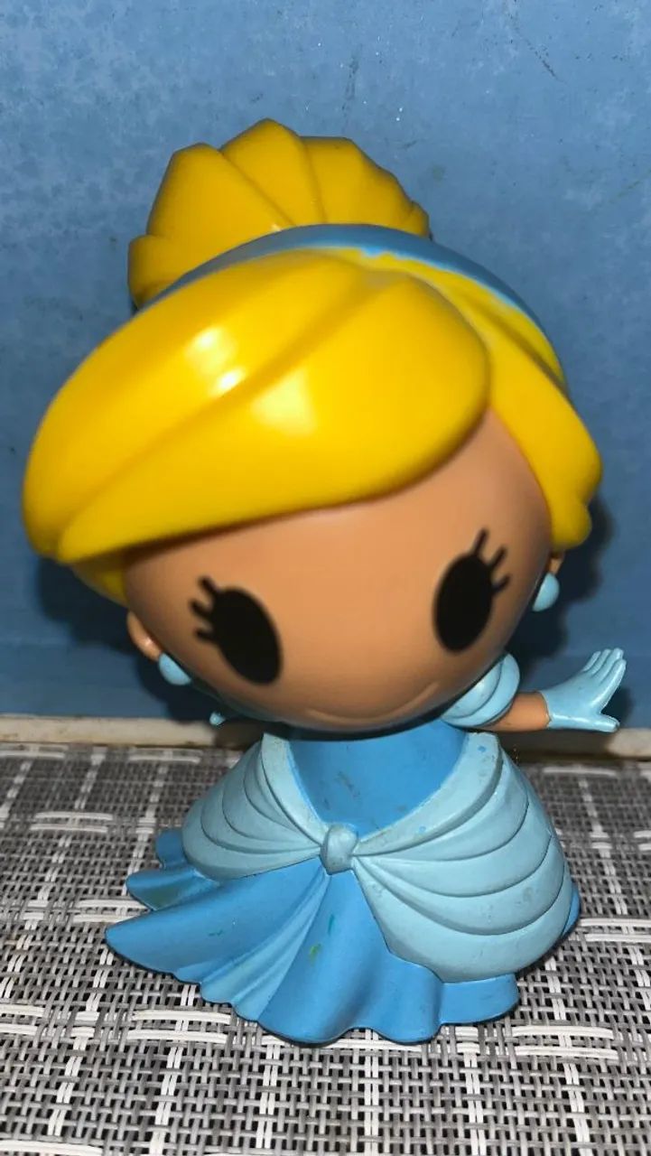Boneca Disney Princesa Colecionável - Cinderela - Foto 2