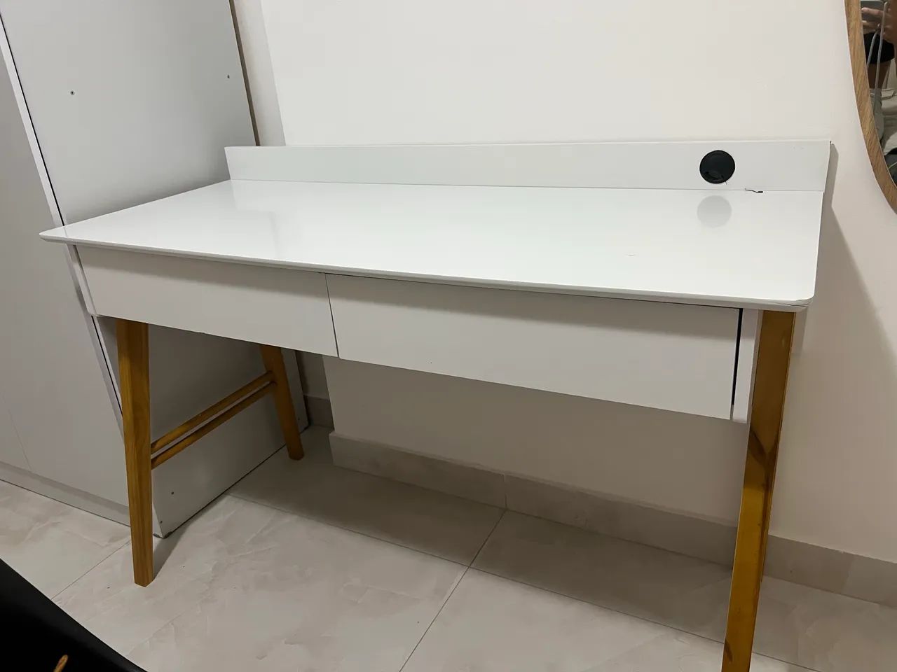 Escrivaninha moderna 2 gavetas 