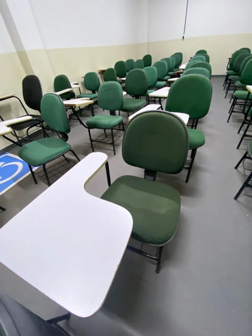 Cadeiras universitárias