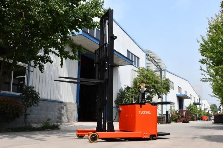 Paleteira para porta pallet - 5 metros - 2 toneladas