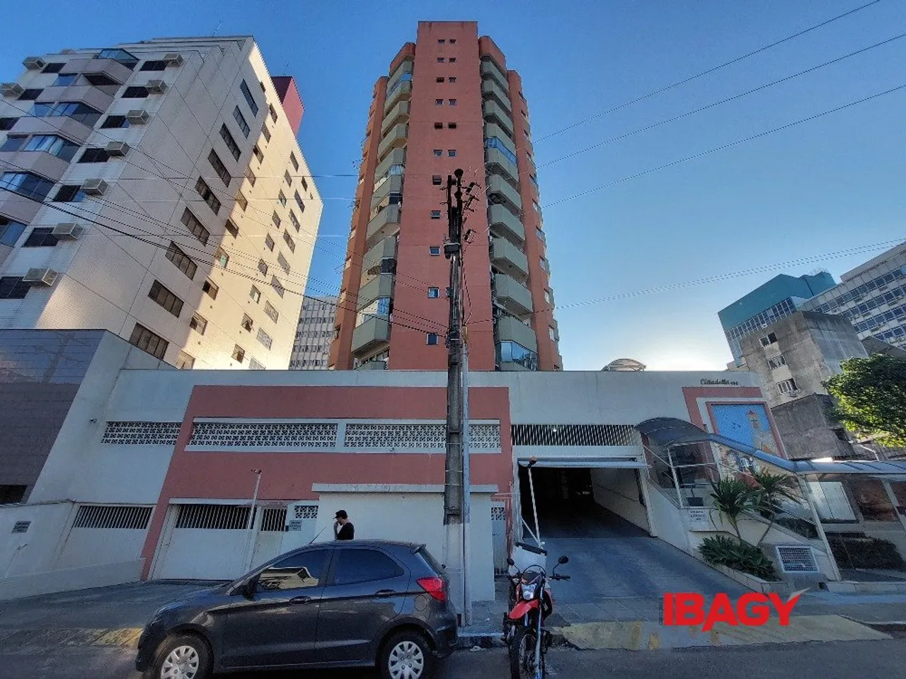 Excelente Apartamento 1 dormitório(s) em Centro - Florianópolis