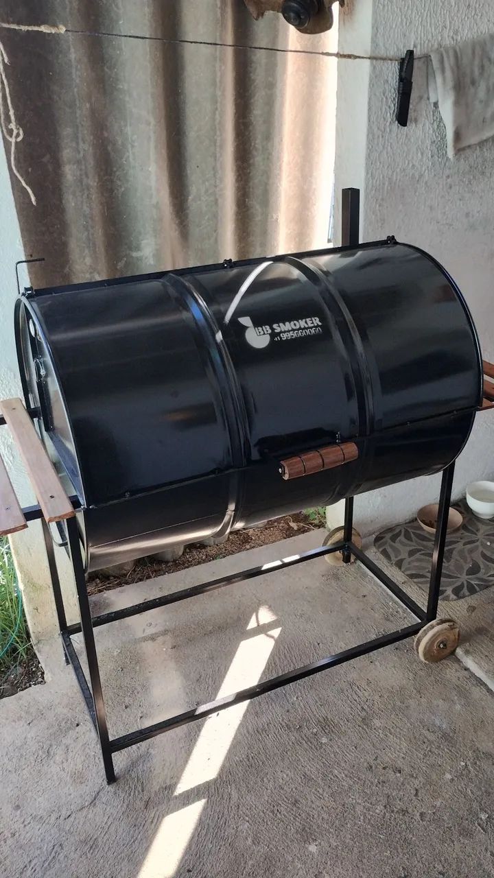 Churrasqueira Barrel Smoker