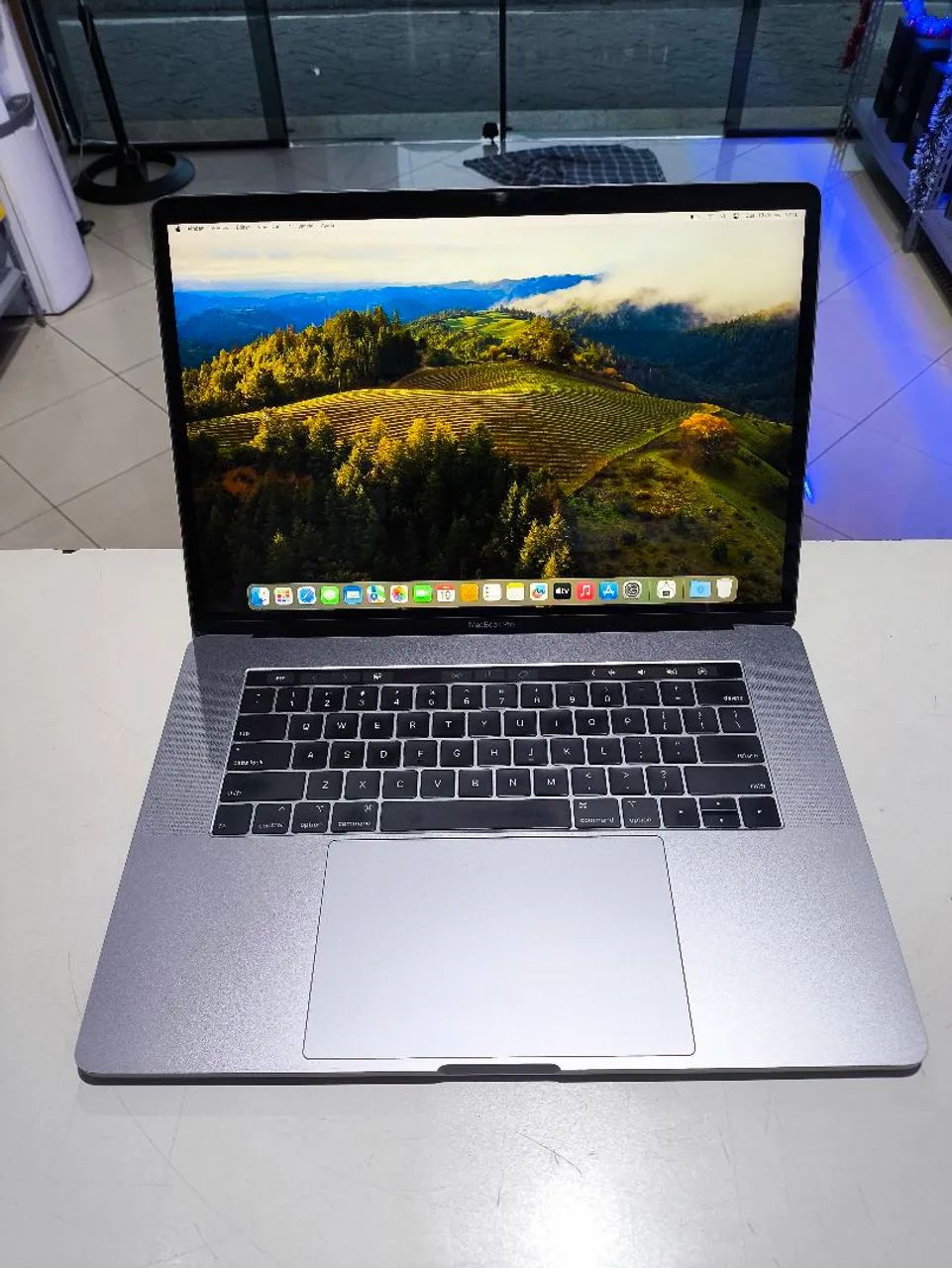 【美品】2019MacBook Pro 16インチ i7/16GB/512GB Macbook Pro 2019, 16'', Core I7, 16gb, Ssd-512gb, 4gb Vídeo Cinza