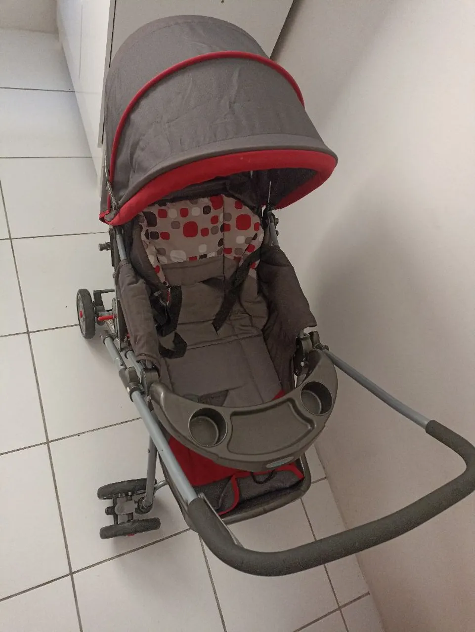 Vendo Carrinho de bebê e Bebe conforto (Juntos) Marva Cosco