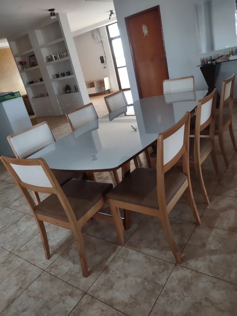 Mesa madeira de Jantar com 6 Cadeiras - Elegância e Conforto