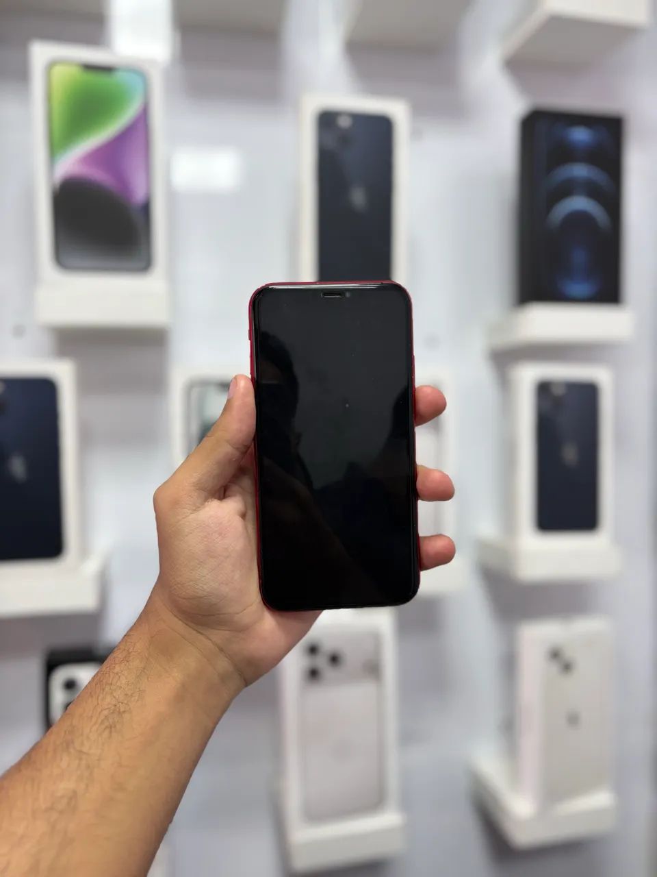 IPHONE XR 64 GIGAS VERMELHO - Foto 2