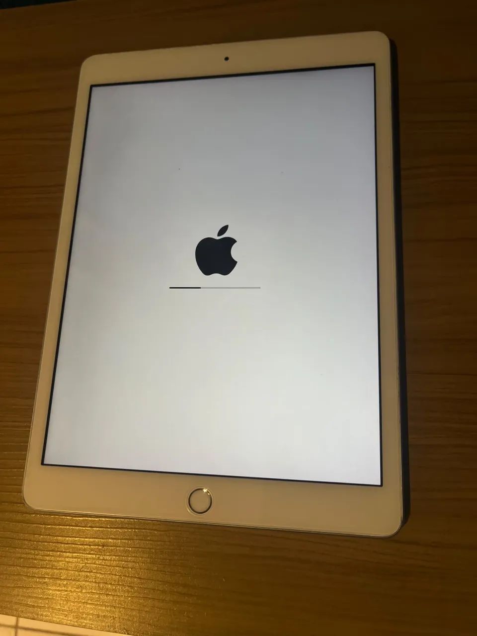 iPad 8º geração (32g) perfeito estado!! - Foto 5