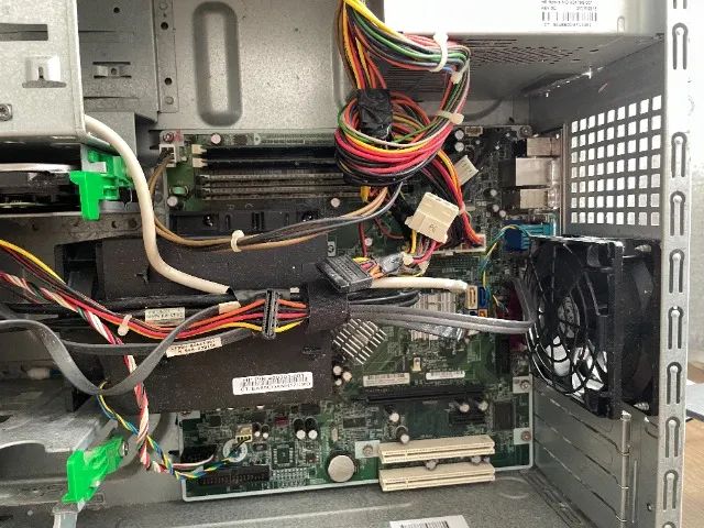 PC Desktop HP - Já Montado  - Foto 3