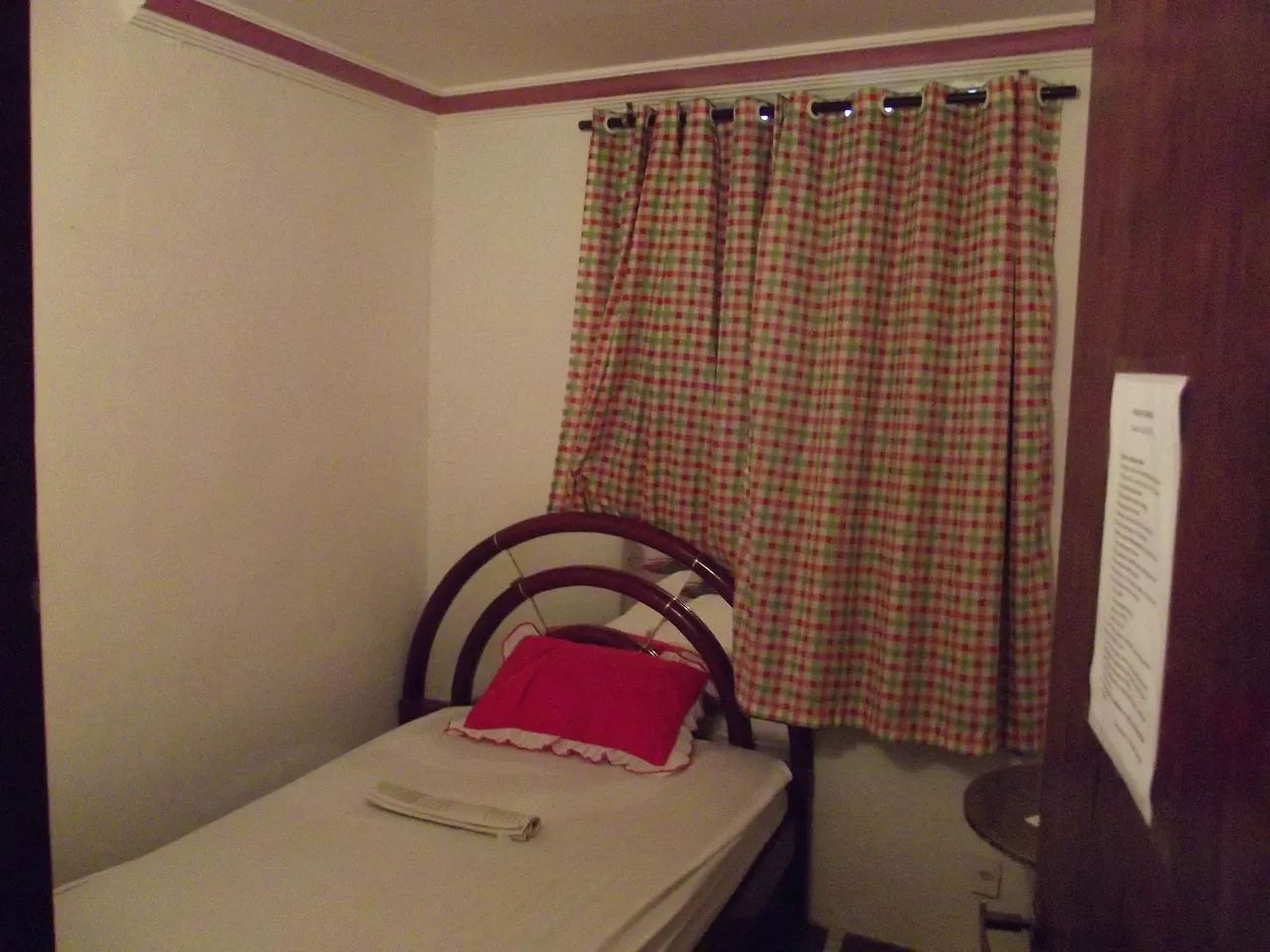 Quarto com Suíte Semi Mobiliado - Melhor Local de Salvador! - Foto 2
