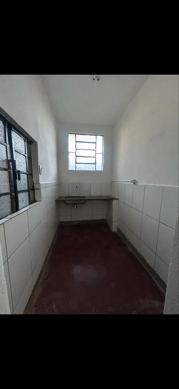 Barracão/casa pequena/kitnet no Cachoeirinha  - Foto 3