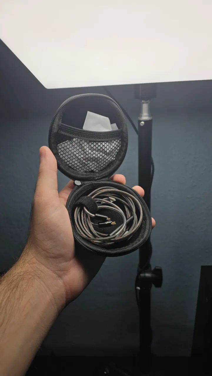 Fone Intra-auricular BQEYZ entrada tipo C  - Foto 4