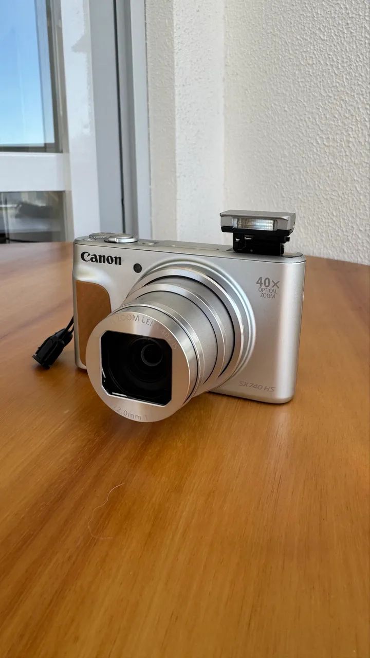 Canon PowerShot SX740 HS