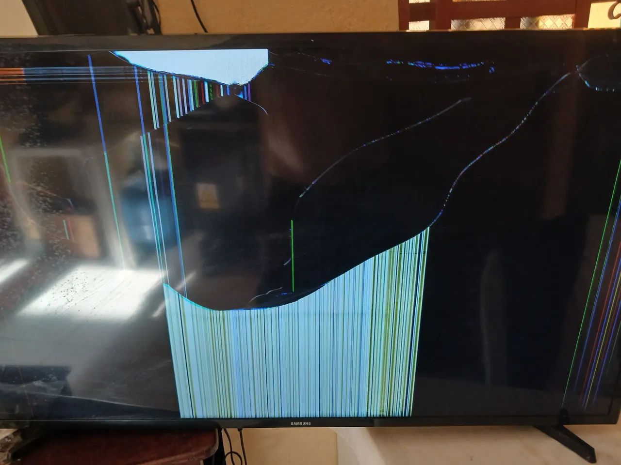 Tv Samsung 43 com defeito  - Foto 3