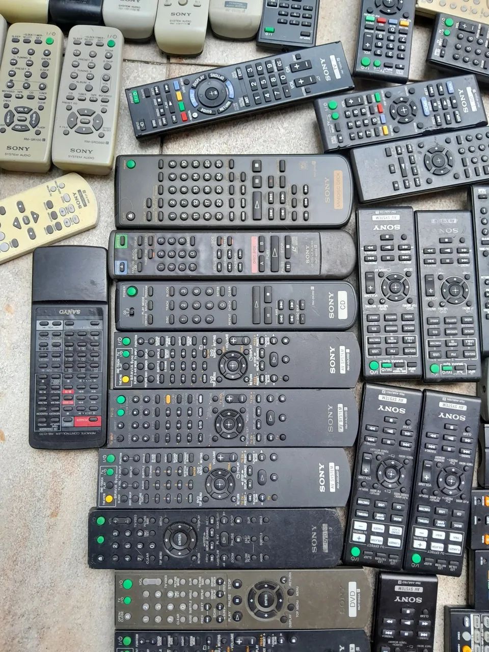 Controles remotos variados  - Foto 2