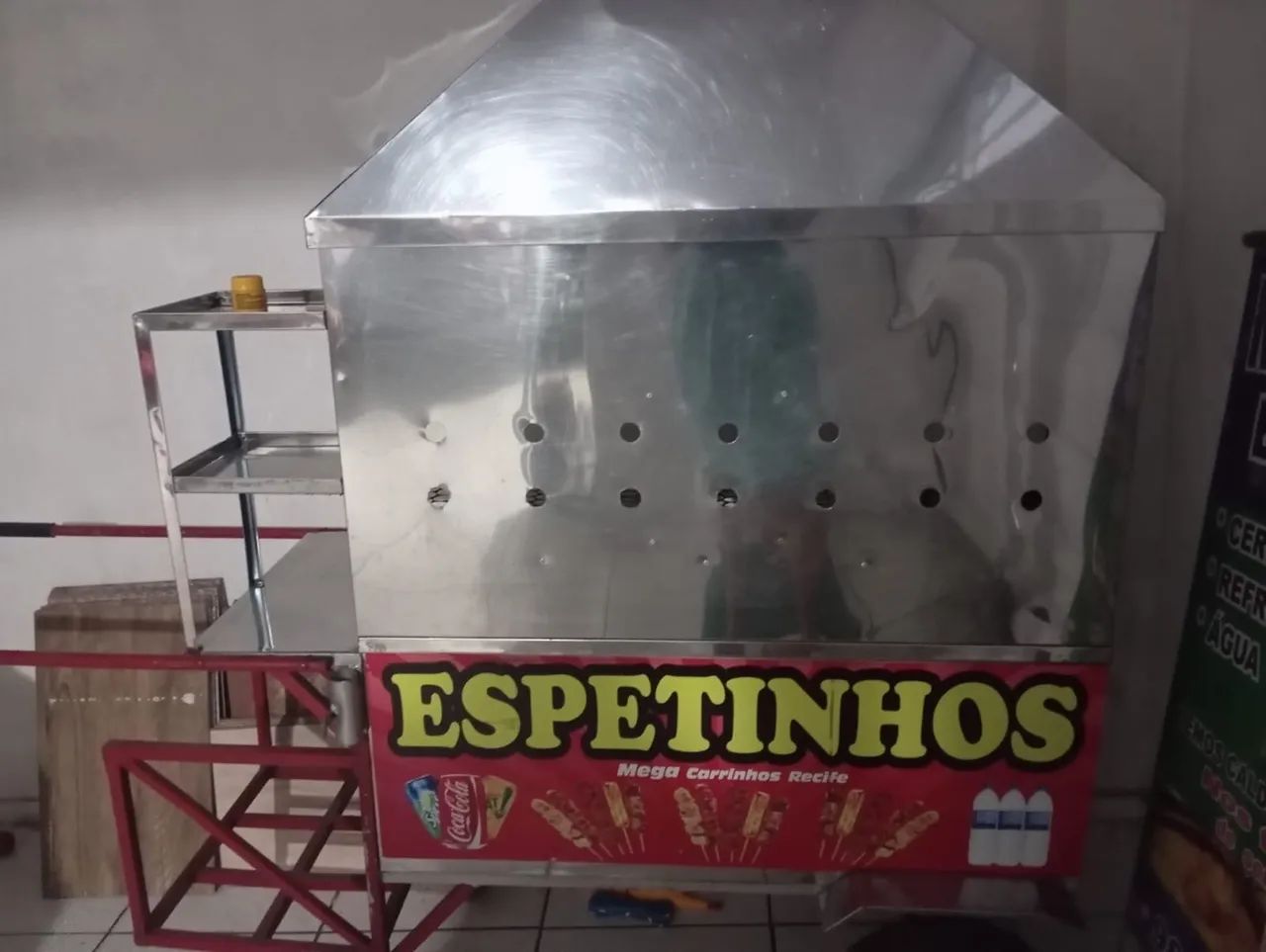 Vende-se este carrinho de espetinhos. - Foto 2