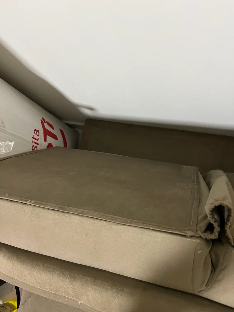 Sofá-Cama de dois lugares em ótimo estado de conservação.  - Foto 2