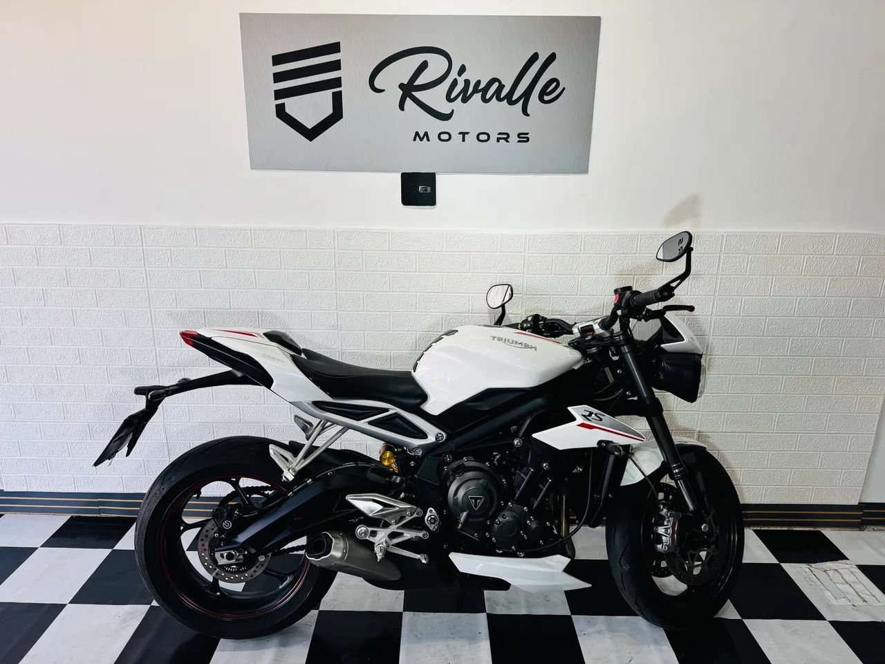 TRIUMPH STREET TRIPLE 765RS  - Foto 2