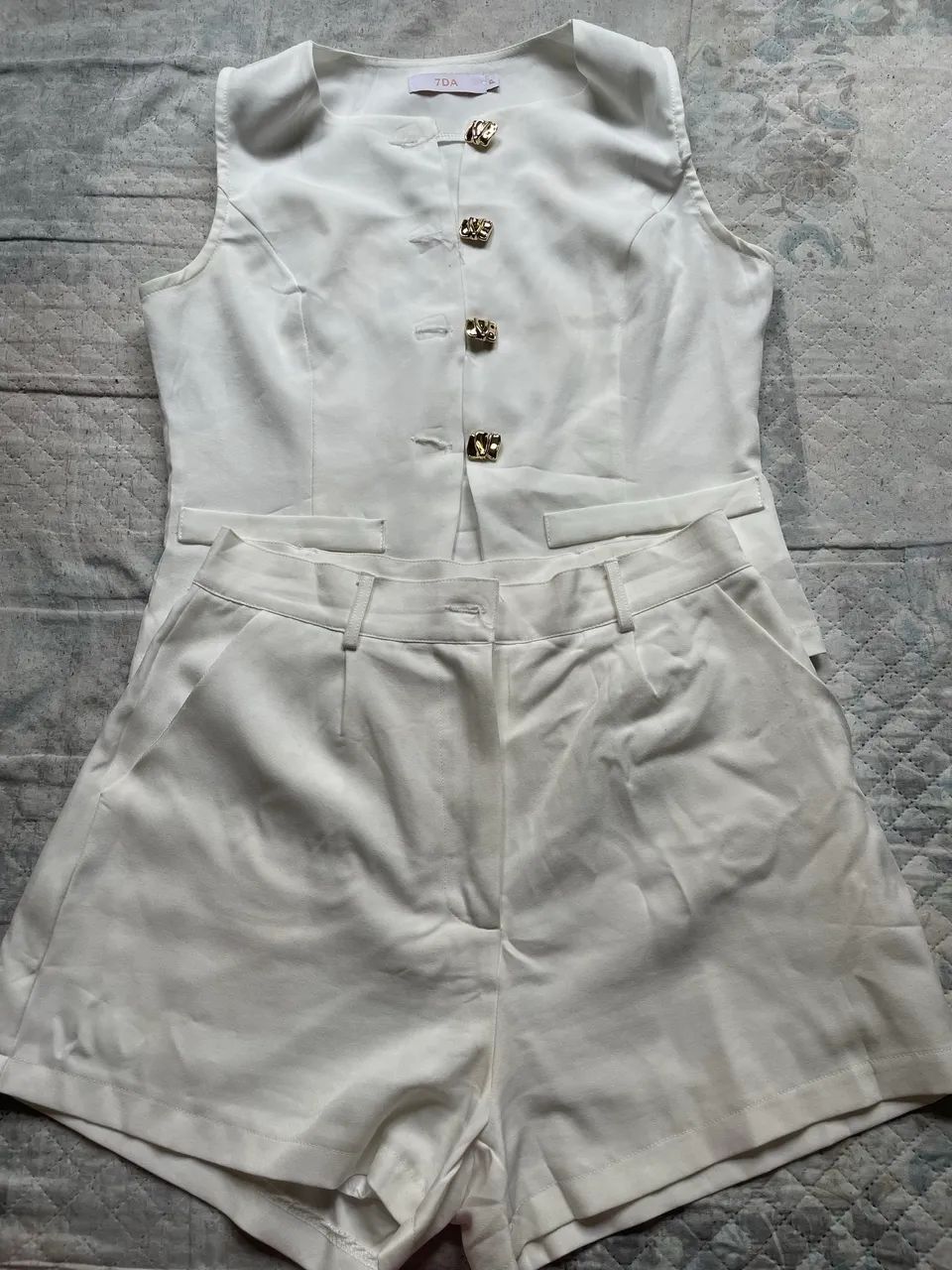 Conjunto de short e blusa