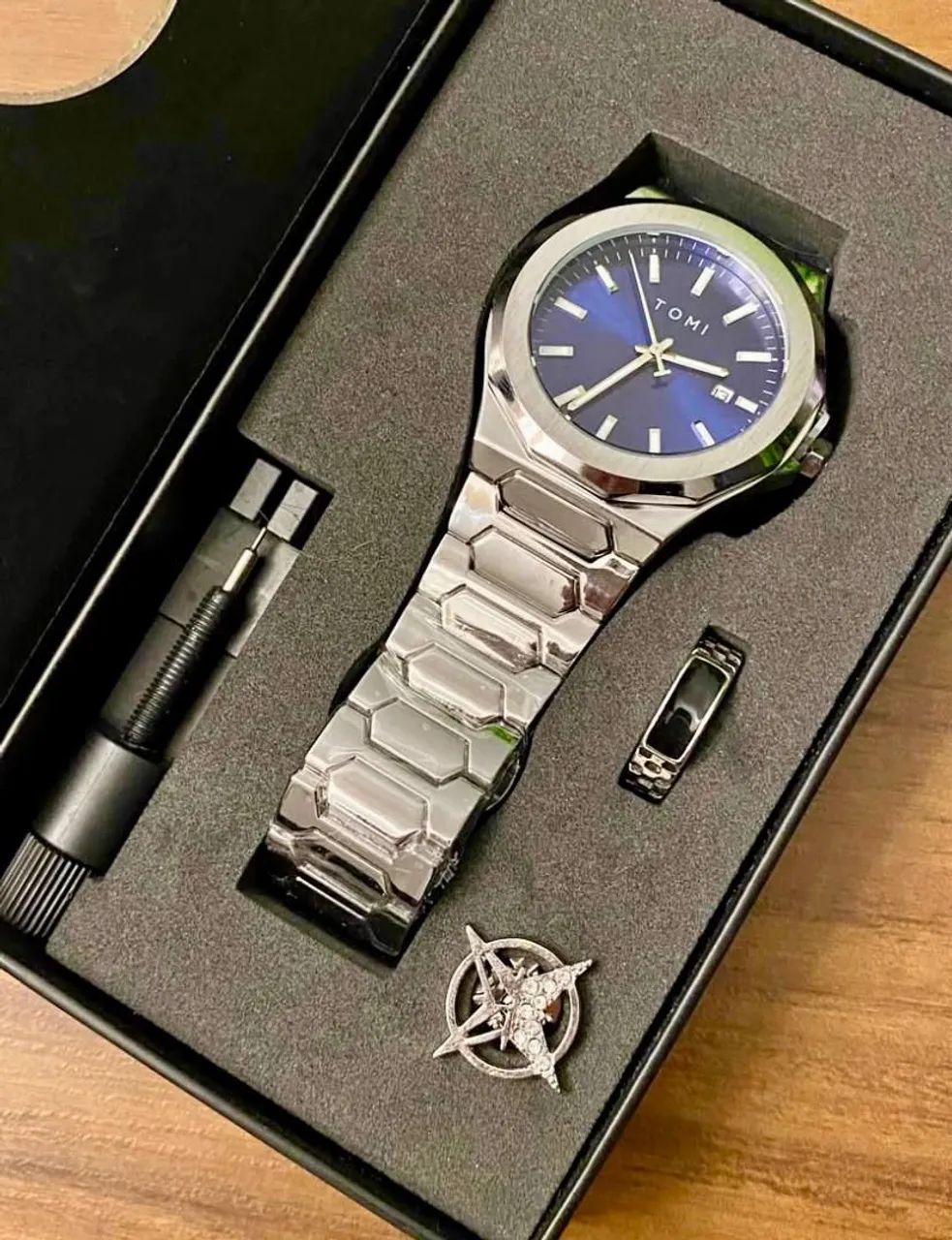 Relógio de Luxo Tomi Original ! OFERTAS