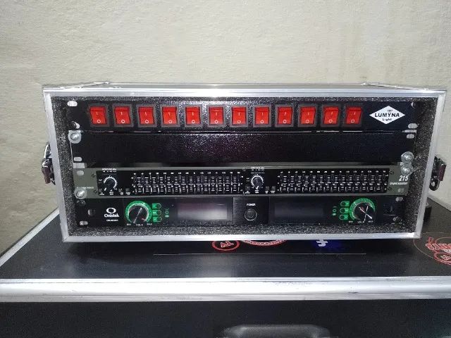 CASE PERIFERICOS OU MESA DIGITAL UI16 SOUNDCRAFTER - Foto 2