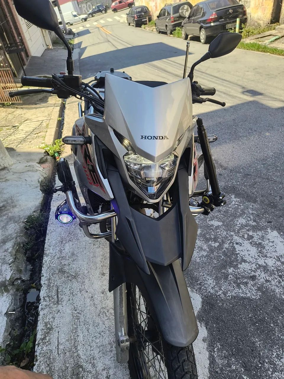 DISPENSA COMENTÁRIOS ESSA MOTO SÓ LEVAR E ANDAR - Foto 5