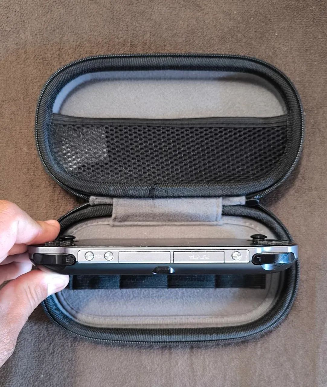 Psvita OLED Desbloqueado com 64GB Original Sony - Foto 3