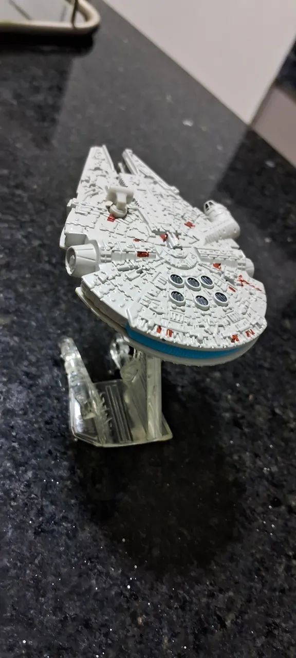 coleção Star Wars hotwheels Nave Falcon  - Foto 4