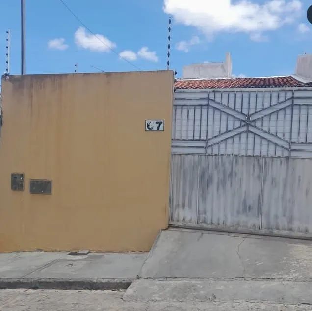 Aluga-se 