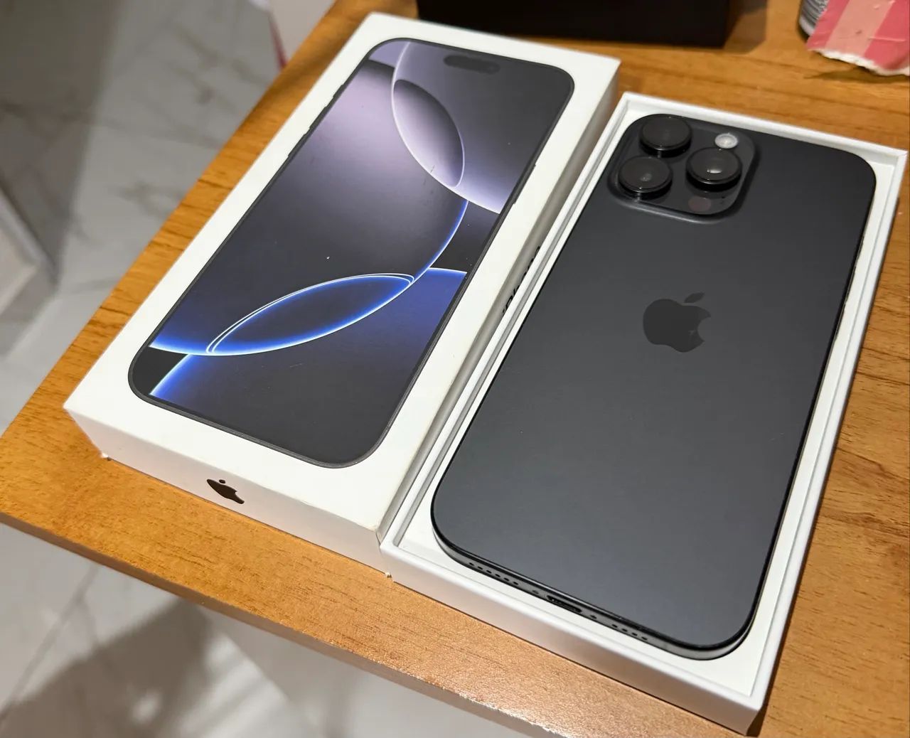 iPhone 16 pro Max 