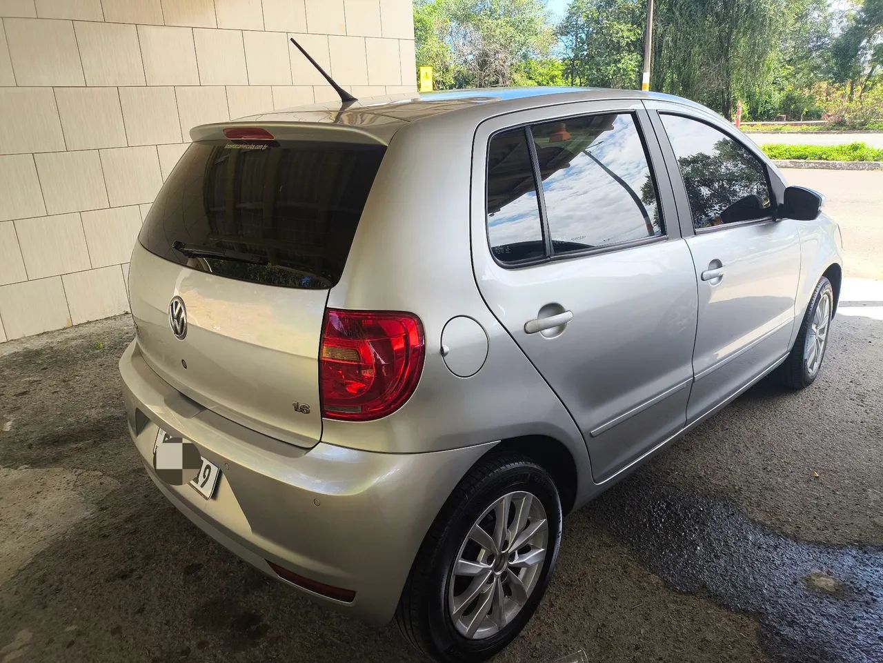 Volkswagen Fox 1.6 MI Total Flex 8V 5P 2014 - Foto 3