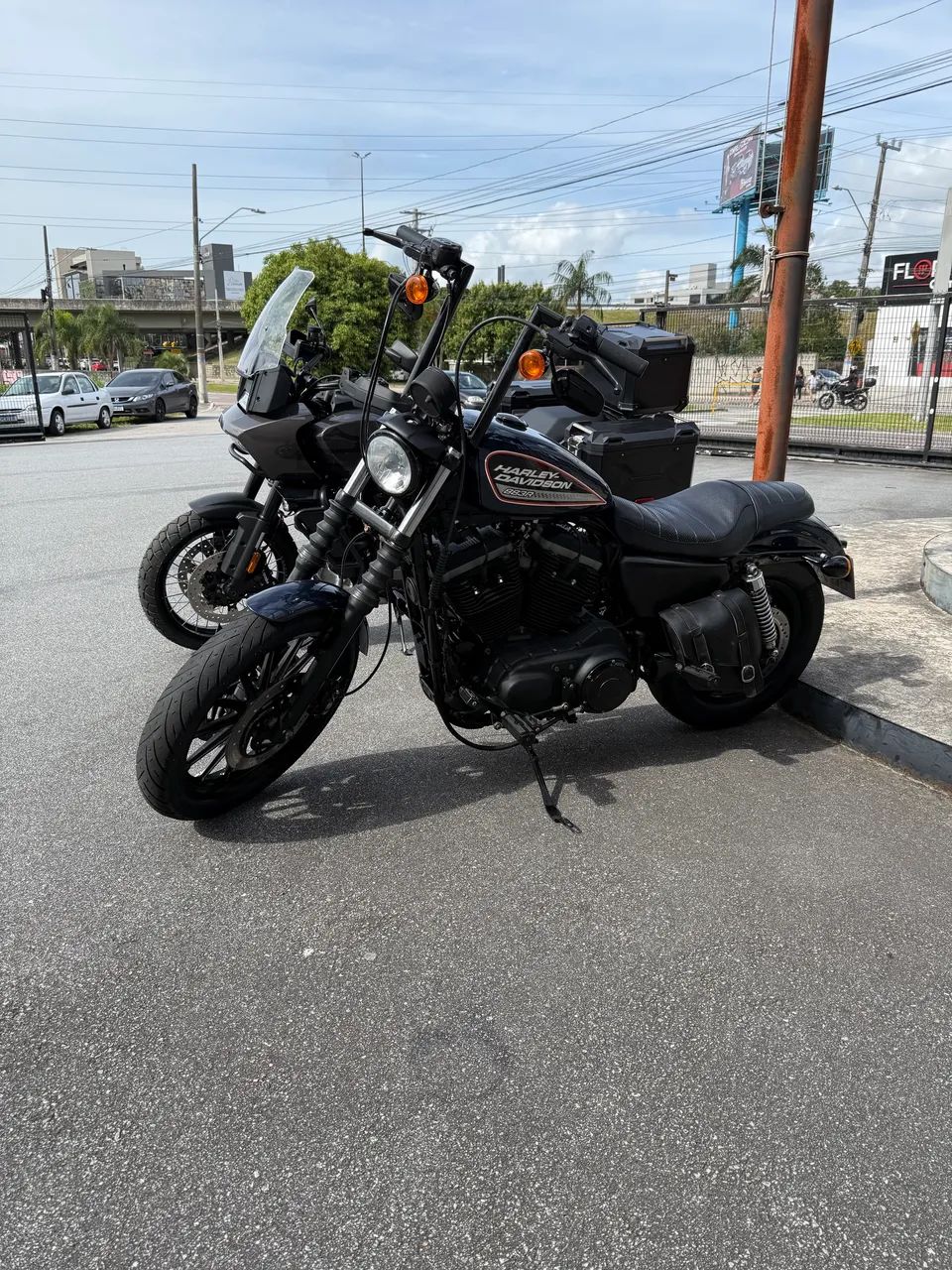 Harley Davidson 883 R 2009 - Foto 3