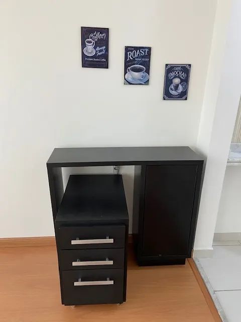 Gaveta com Rack com armário 