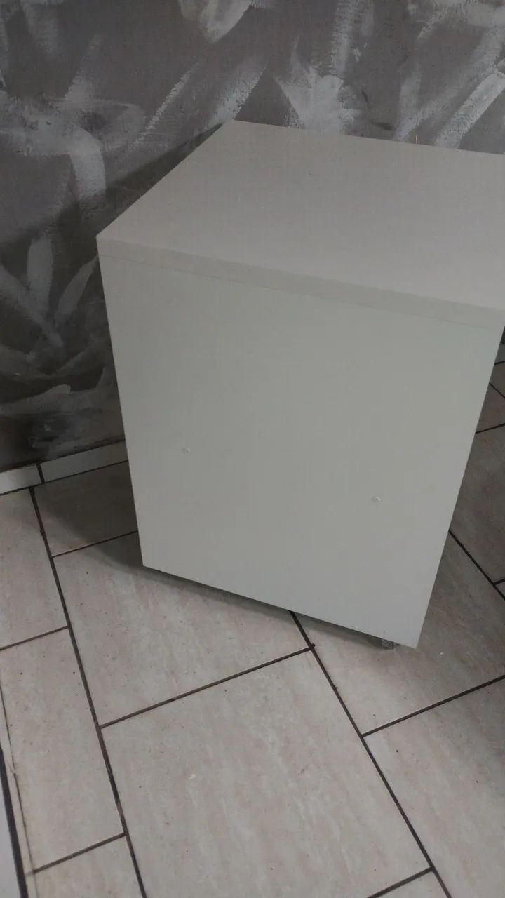 Carrinho auxiliar para manicure e cabeleireiro  - Foto 4