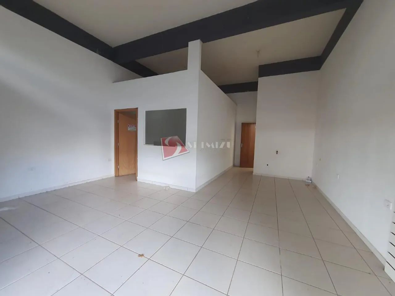 Salão para alugar em Maringá, Conjunto Habitacional Requião, com 45 m² - Foto 5