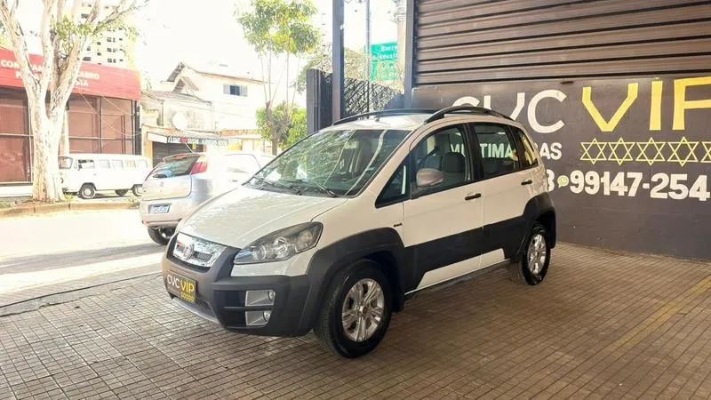 Fiat Idea Adv./ Adv.lock.dualogic 1.8 Flex 5P 2013