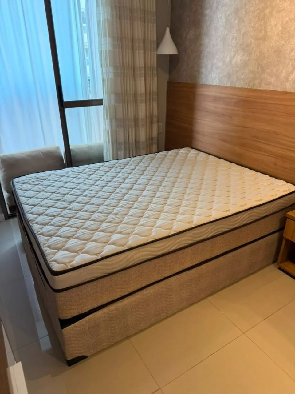 Cama + Box (Ortobom) - Praticamenteo Zero!