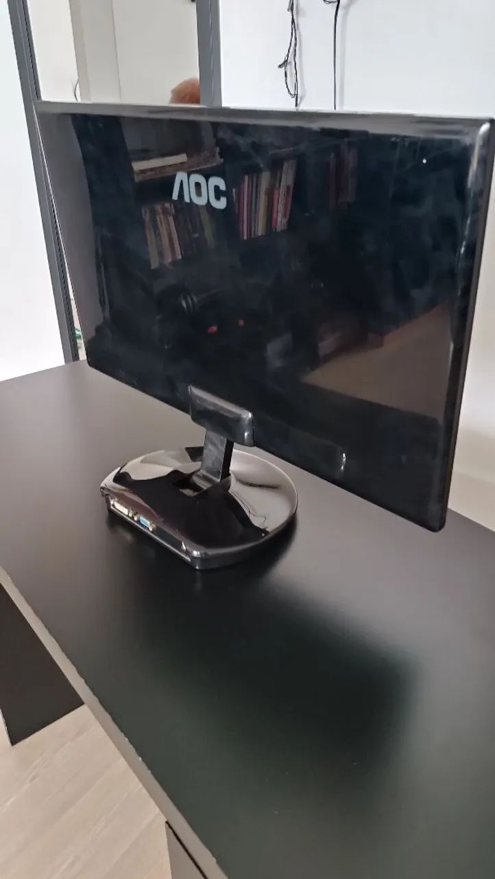 Monitor AOC - LCD Full HD - 21,5 - Foto 3