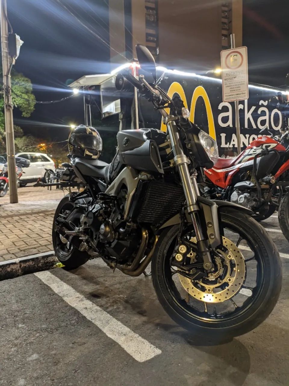 YAMAHA MT-09 2015 - Foto 5
