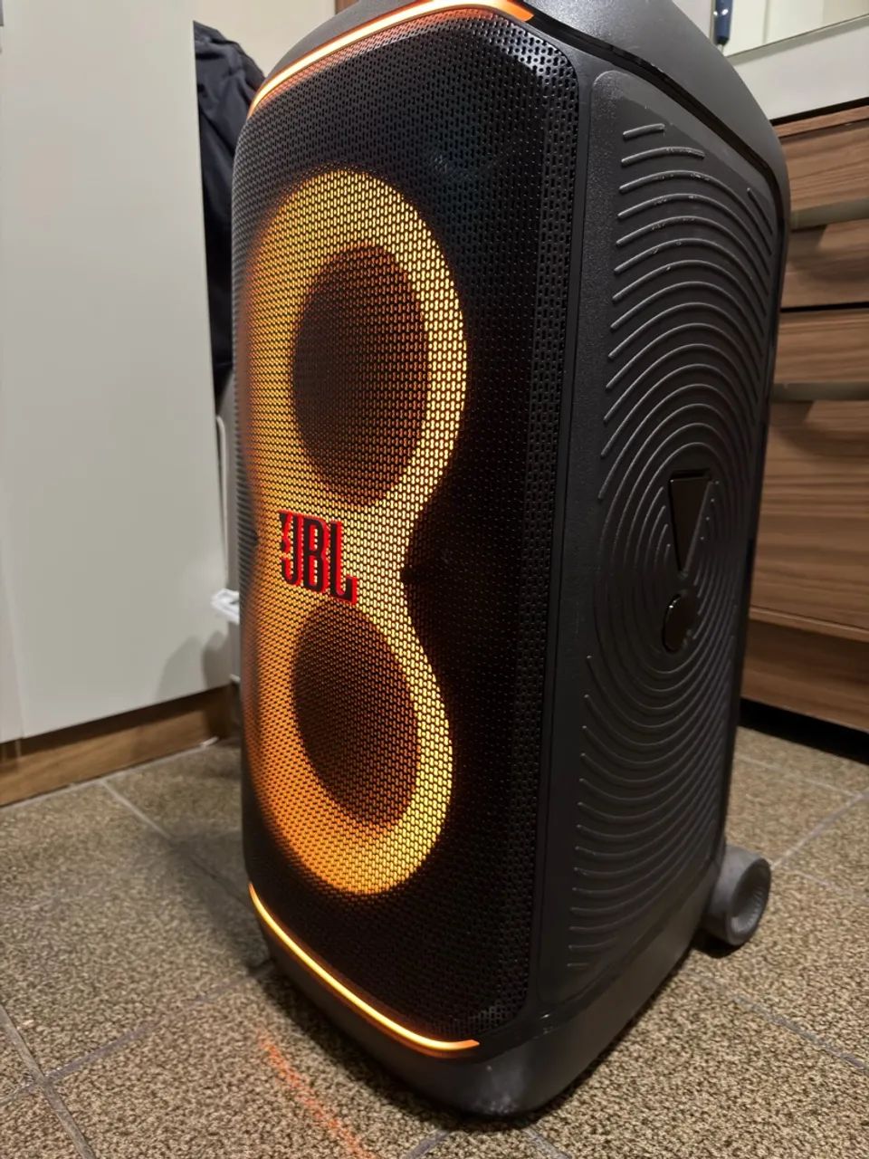 JBL Partybox 320 + Mic Easysing com IA - Foto 3