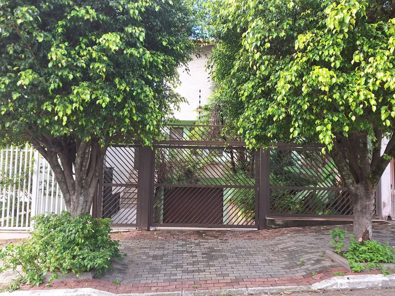 Casa com piscina e 3 quartos em Vila Santa Isabel - Foto 2