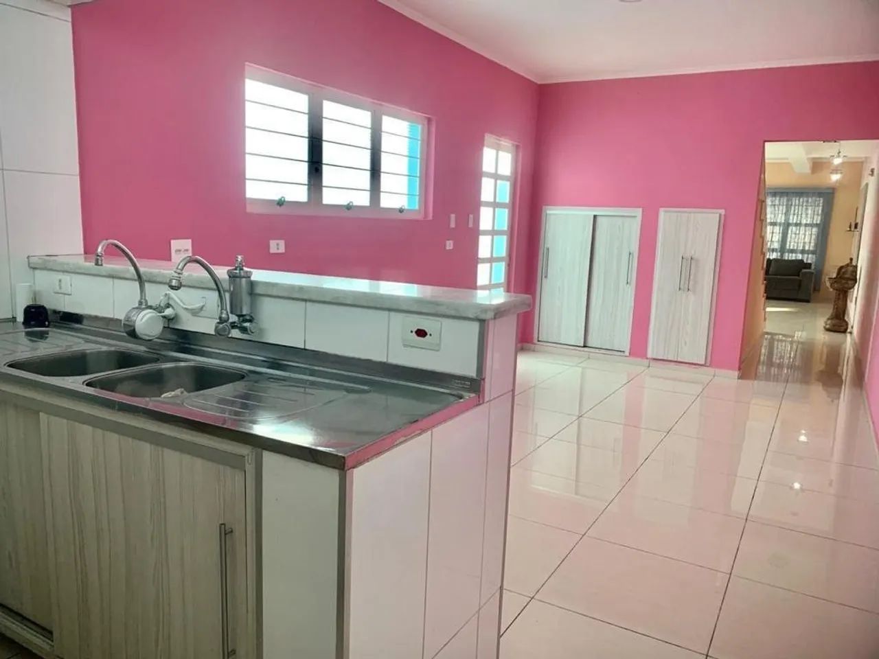 Charmoso Sobrado à Venda em Sorocaba - Foto 4
