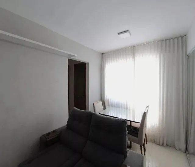 Apartamento ( 2 dormitórios ) , aluguel anual com caução e com mobília. 