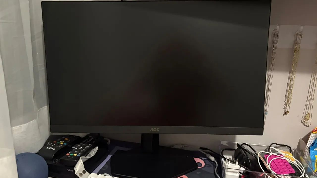 Monitor Gamer AOC 24 180hz  - Foto 2
