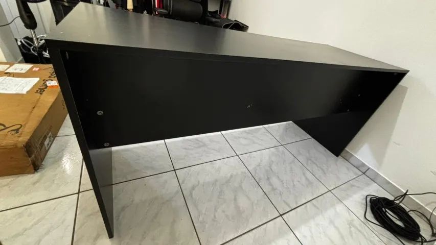 MESA PARA ESCRITÓRIO 1,60 X 0,60 X 0,75 - PRETA - Foto 3