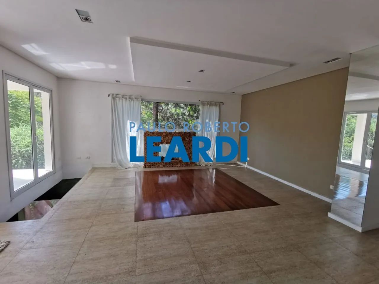 CASA EM CONDOMÍNIO - TAMBORÉ - SP