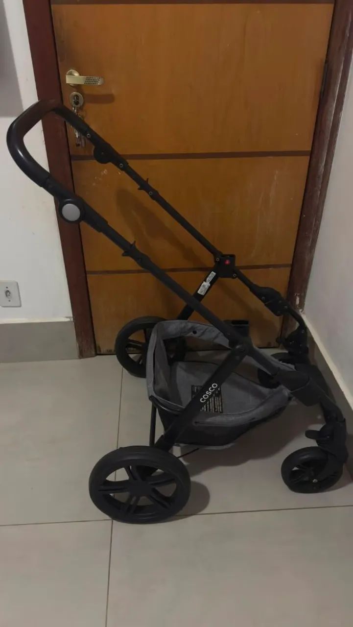 Carrinho e bebê conforto Cosco Travel System  - Foto 2