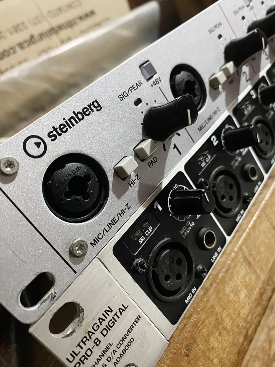 Interfaces Behringer e Steinberg