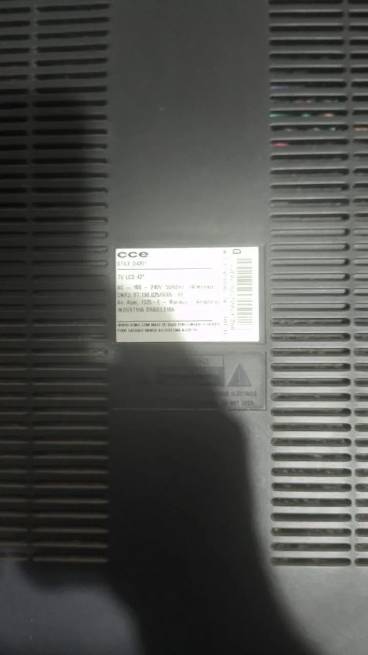 Vendo tv CCE stile 4201 usado, digital e funcionando ok - Foto 2